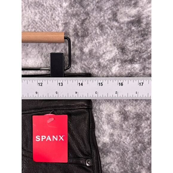 New Spanx Leather Like Ankle Skinny Pants Medium Womens - Picture 3 of 7